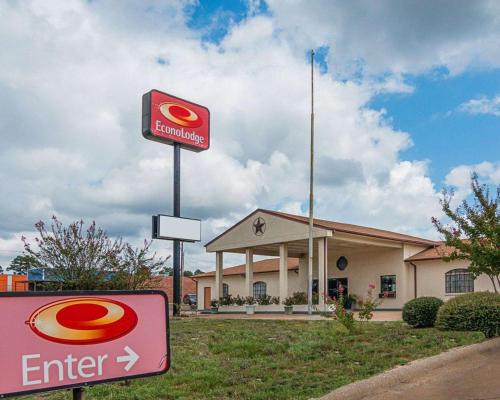 Фотография гостиницы Econo Lodge Nacogdoches University Area