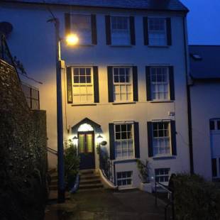 Фотографии гостевого дома
The Old Dispensary