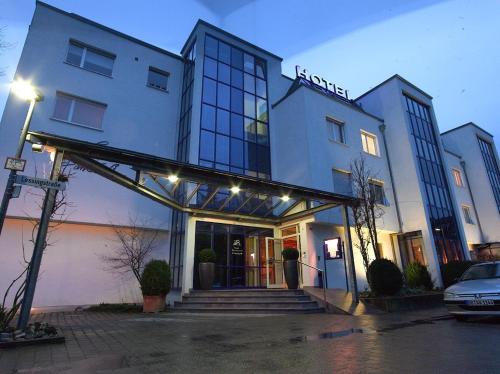 Фотография гостиницы Hotel Am Park