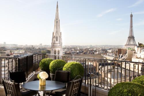 Фотография гостиницы Four Seasons Hotel George V Paris