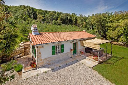 Фотография гостевого дома Roinizza in Prtlog (Haus für 4-5 Personen)