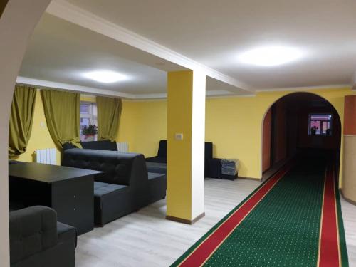 Фотографии гостиницы 
            Sher's House