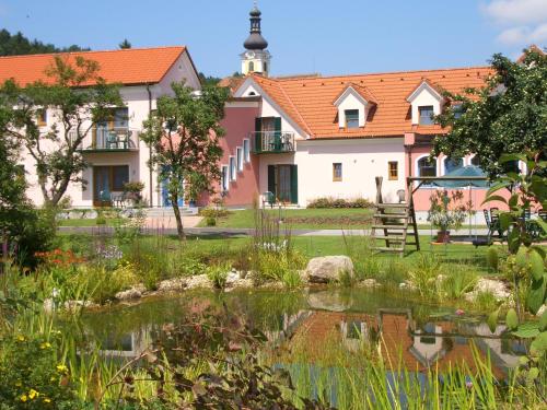 Фотография гостиницы Hotel Garni Landhaus Florian
