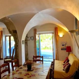 Фотографии гостевого дома
Luberon maison village 2 à 6 personnes