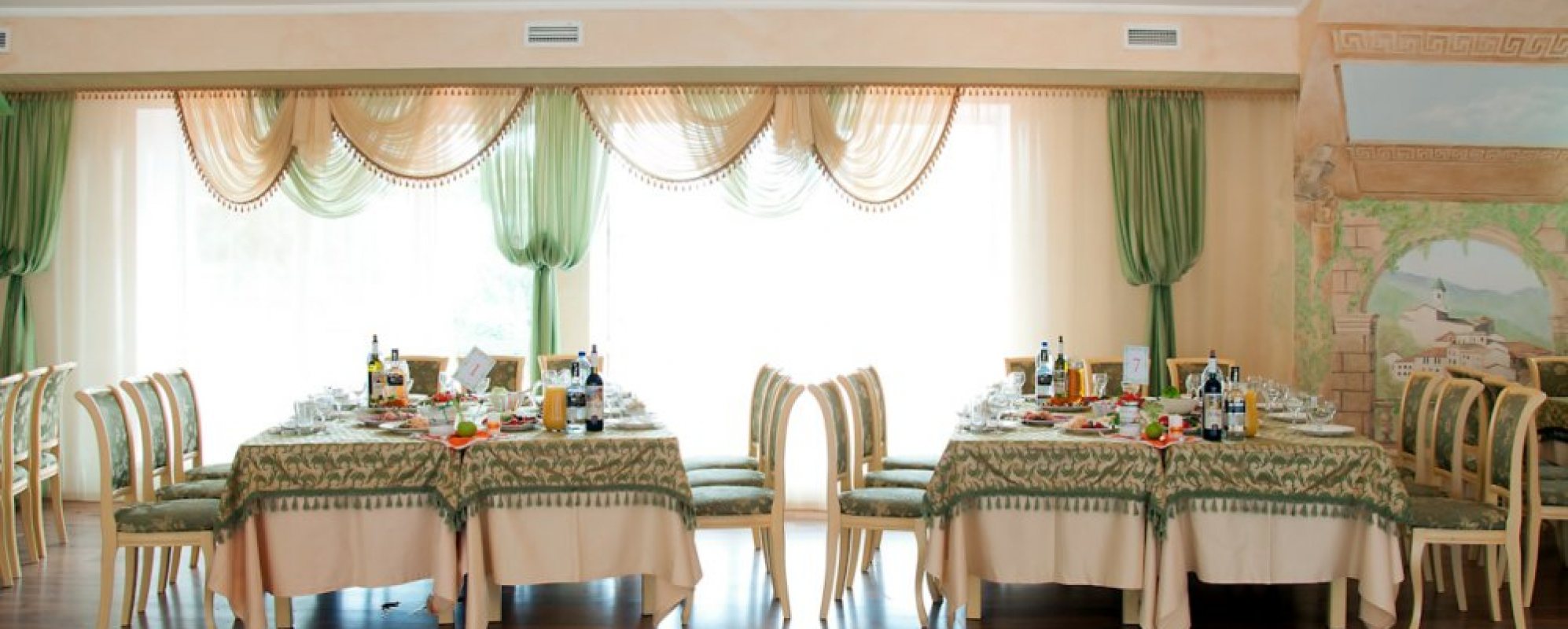 Фотографии банкетного зала Лада