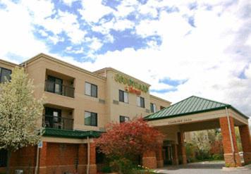 Фотография гостиницы Courtyard by Marriott Traverse City