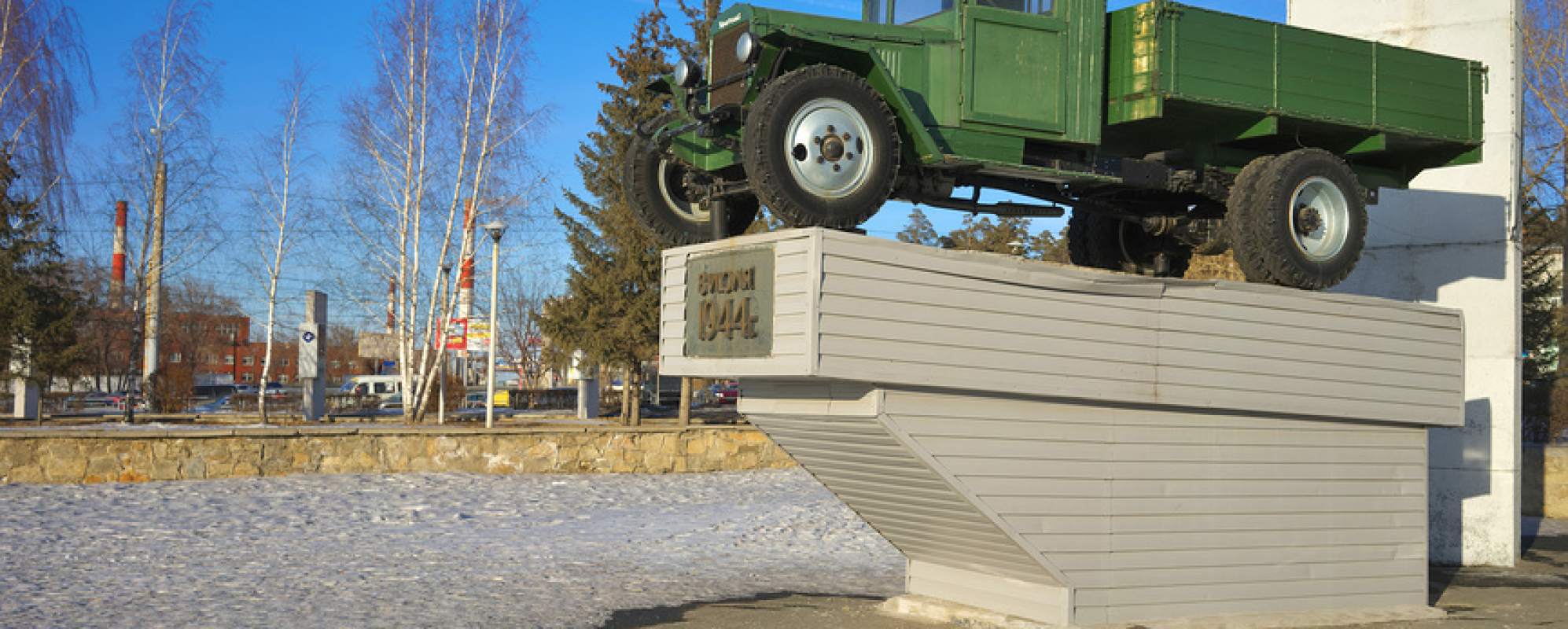 Фотографии памятника Памятник Первому уральскому автомобилю