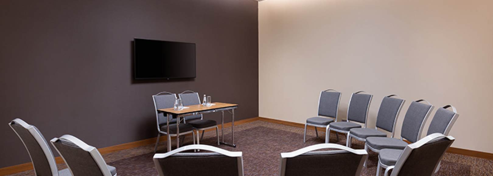 Фотография комнаты для переговоров Бьянка