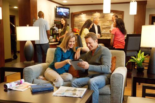 Фотография гостиницы Staybridge Suites Austin North - Parmer Lane, an IHG Hotel