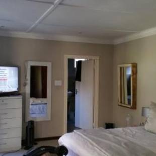 Фотографии хостела
Johannesburg Youth Hostel