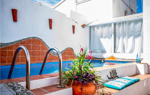 Фотография гостевого дома Nice home in Sayalonga w/ Outdoor swimming pool, WiFi and 4 Bedrooms