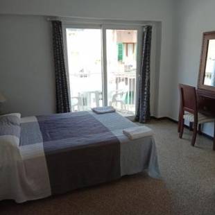 Фотографии гостевого дома
Hostal Lido