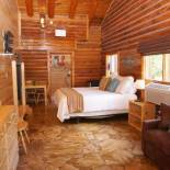 Фотография гостевого дома Wimberley Log Cabins Resort and Suites- Unit 4