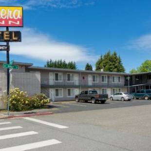 Фотографии мотеля
Riviera Inn