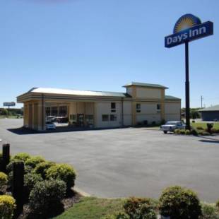 Фотографии гостиницы 
            Days Inn by Wyndham Byron