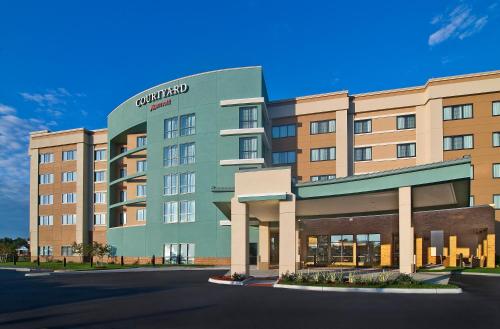 Фотография гостиницы Courtyard Newport News Airport