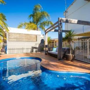 Фотографии апарт отеля
Seashells Apartments Merimbula