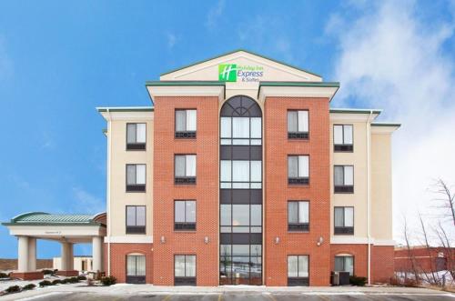 Фотография гостиницы Holiday Inn Express Hotel & Suites Cleveland-Richfield, an IHG Hotel