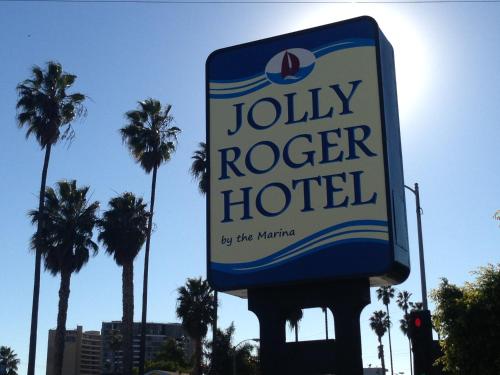 Фотография гостиницы Jolly Roger Hotel