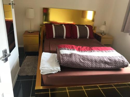 Фотография гостевого дома Waltham Abbey Private Property