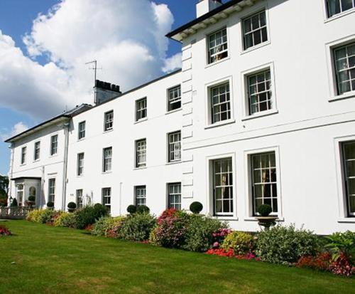 Фотография гостиницы West Lodge Park