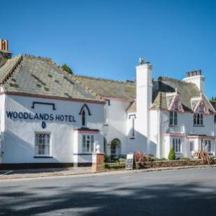 Фотографии гостиницы
The Woodlands Hotel