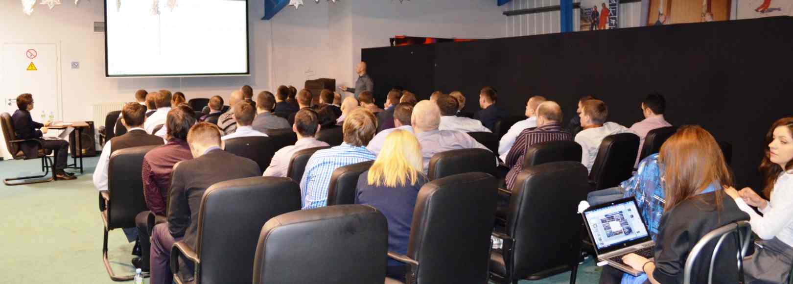 Фотография конференц-зала Горнолыжный клуб Леонида Тягачева