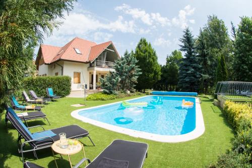 Фотография гостиницы Villa Oliva Boutique Rooms & Spa Zamárdi