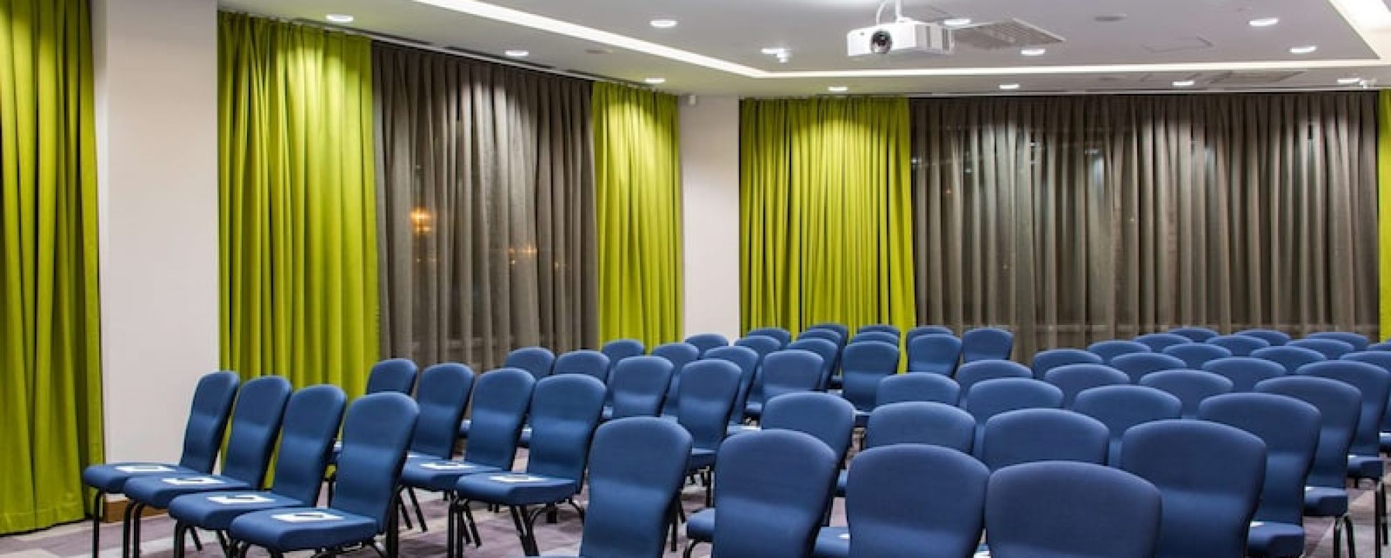 Фотографии конференц-зала Radisson Blu Calipso