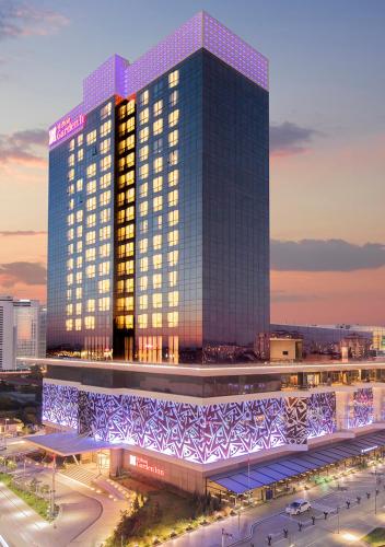 Фотография гостиницы Doubletree by Hilton Istanbul Umraniye