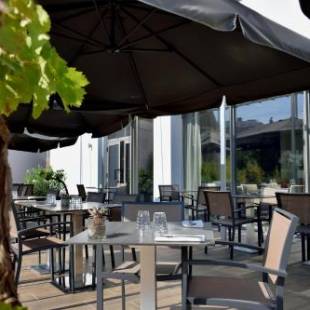 Фотографии гостиницы 
            AC Hotel by Marriott Marseille Prado Vélodrome