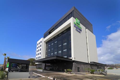 Фотография гостиницы Holiday Inn Express & Suites - Ensenada Centro, an IHG Hotel