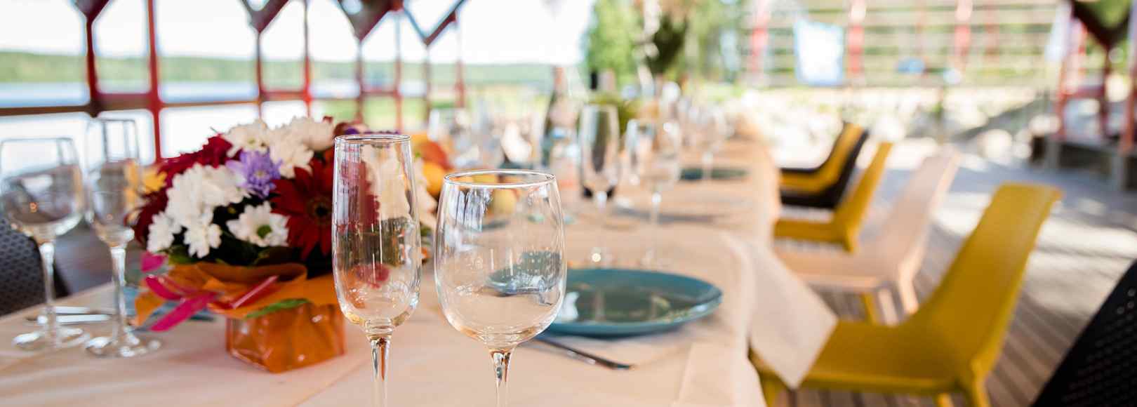 Фотография банкетного зала Большая беседка с видом на озеро Вуокса парк