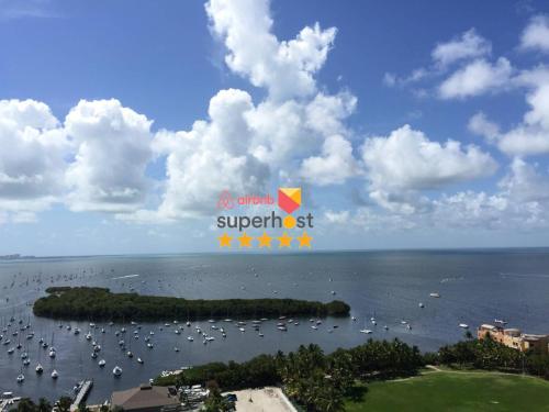 Фотография гостевого дома Ocean Million Dollar View Studio + Balcony #2