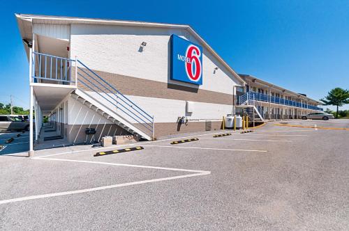 Фотография гостиницы Motel 6-Charles Town, WV