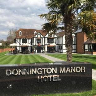 Фотографии гостиницы 
            Donnington Manor Hotel
