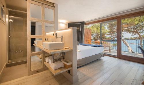 Фотография гостиницы Hotel Cap Sa Sal - Adult Only