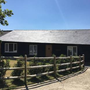 Фотографии гостевого дома 
            Gallops Farm Holiday Cottages Findon
