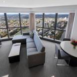 Фотография гостиницы Meriton Suites Adelaide Street, Brisbane