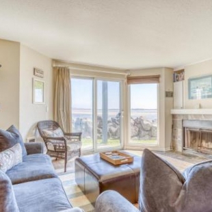 Фотография гостевого дома Dock of the Bay 102