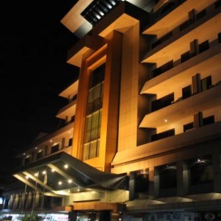 Фотография гостиницы Hotel Kini Pontianak