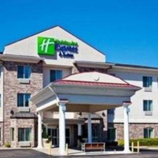 Фотографии гостиницы
Holiday Inn Express & Suites Clinton, an IHG Hotel