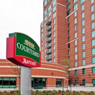 Фотографии гостиницы 
            Courtyard by Marriott Ottawa East