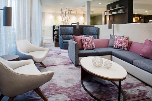 Фотография гостиницы Courtyard by Marriott Birmingham Homewood