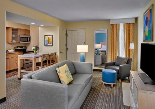 Фотография гостиницы Sonesta ES Suites Chicago - Lombard