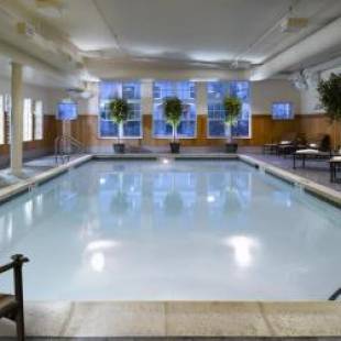 Фотографии гостиницы
Green Mountain Suites Hotel