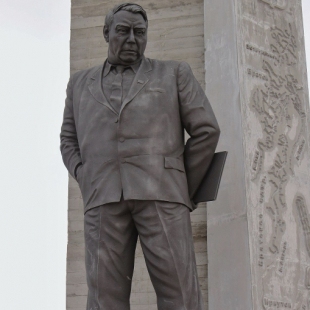 Фотография памятника Памятник И.И. Наймушину