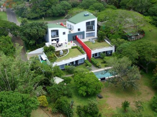 Фотография гостевого дома Serene-estate Boutique Guesthouse