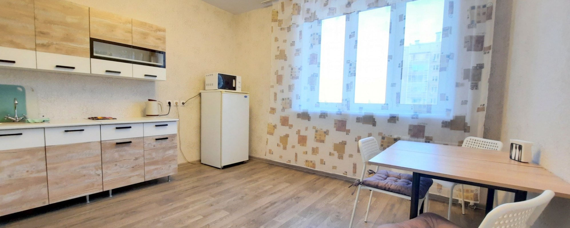 Фотографии квартиры Без комиссии и переплат просторная 1-комн. на Светлогорском!