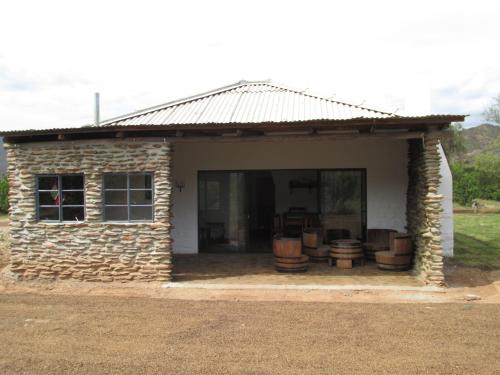 Фотография гостевого дома Lank-gewag Farm Cottage with private hottub